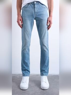 Topman Light Blue Stretch  Skinny Jeans Size  28 W  X  34 L.